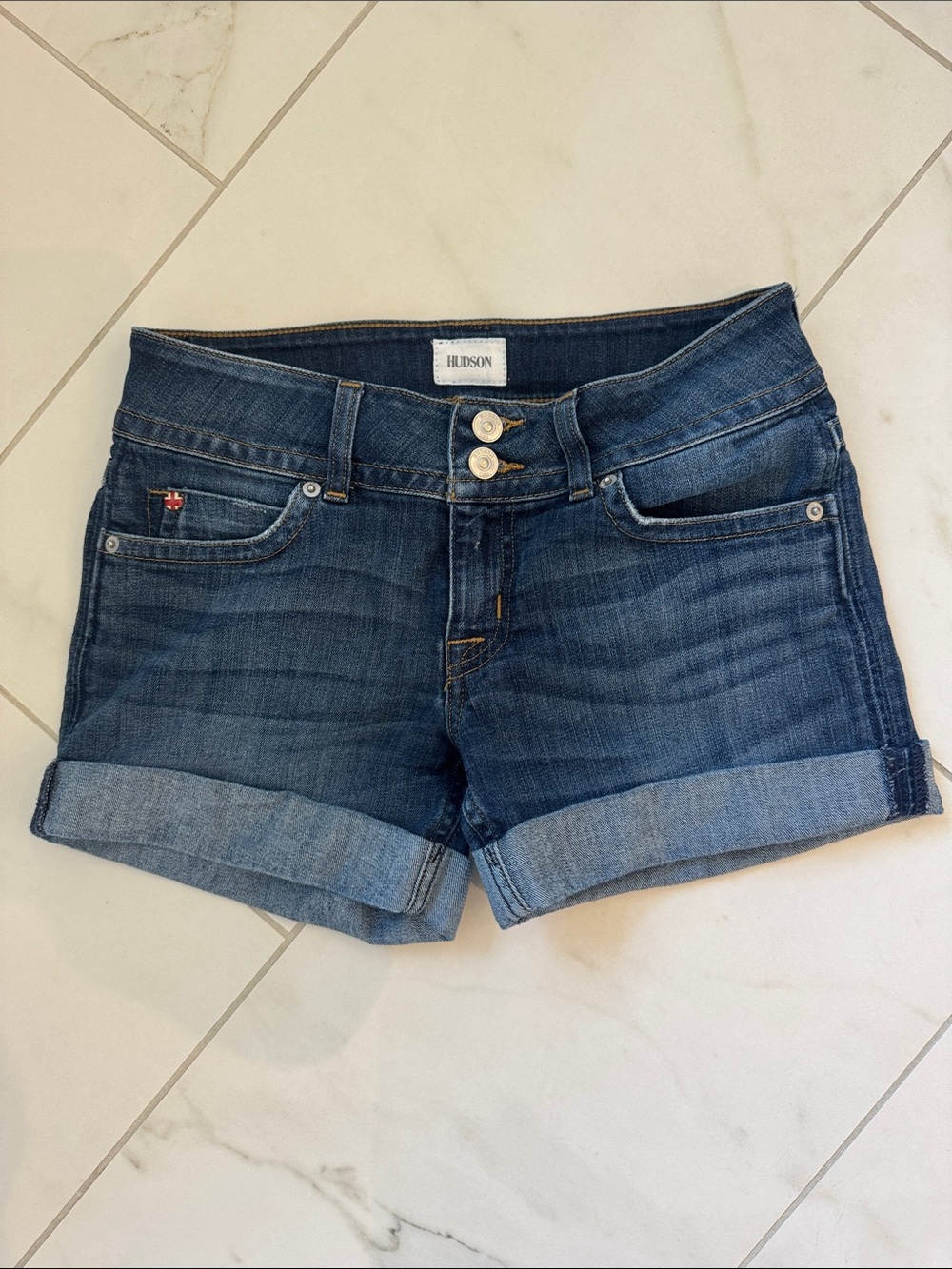 Hudson Jeans Women's Croxley Blue Rolled-Hem Denim Shorts 26
